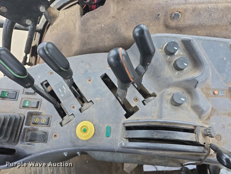 image for item DO7816 1997 New Holland 8770 MFWD tractor