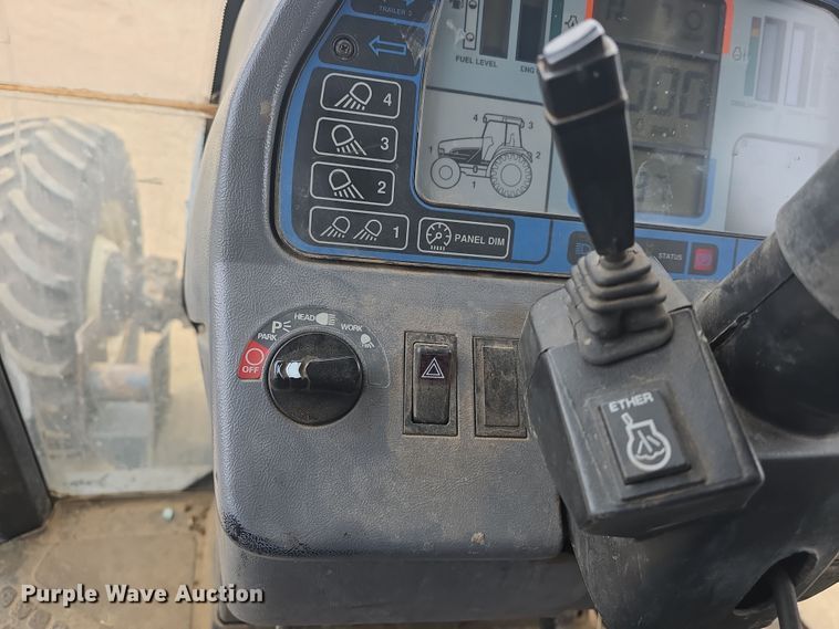 image for item DO7816 1997 New Holland 8770 MFWD tractor