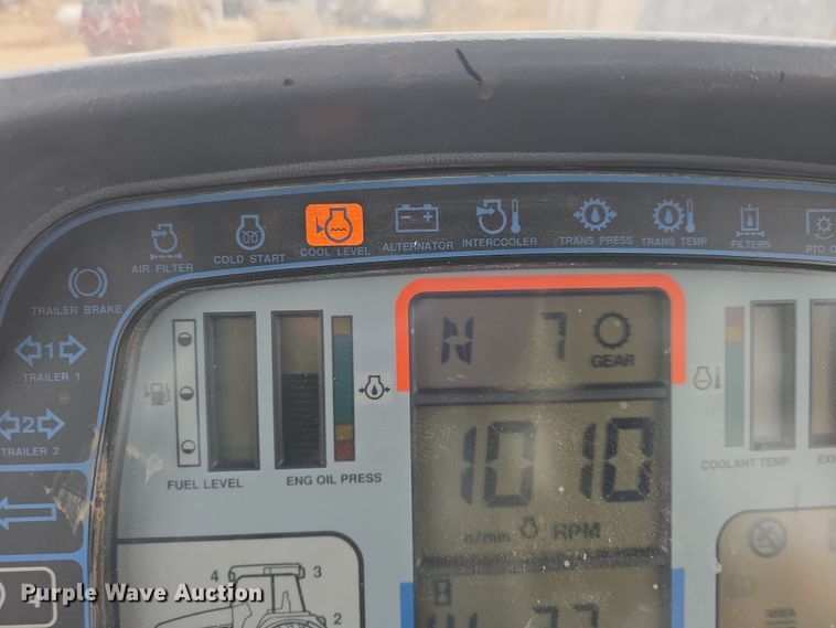 image for item DO7816 1997 New Holland 8770 MFWD tractor