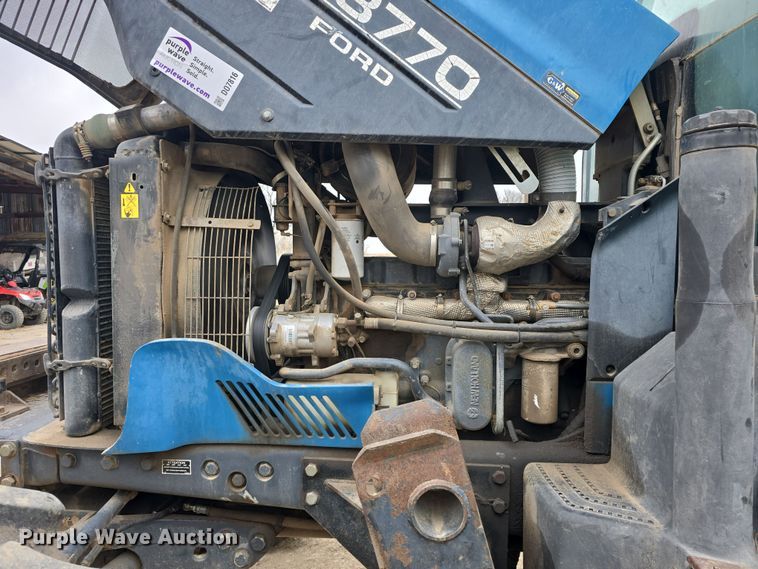 image for item DO7816 1997 New Holland 8770 MFWD tractor