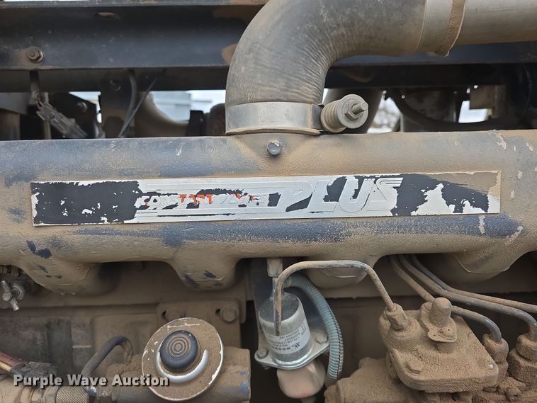 image for item DO7816 1997 New Holland 8770 MFWD tractor