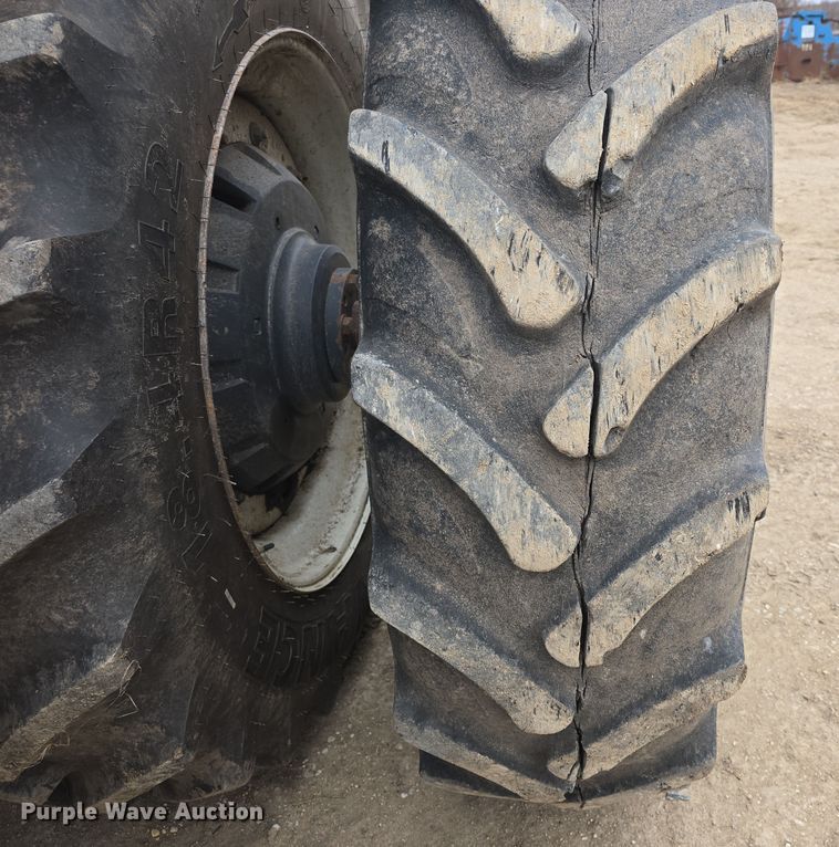 image for item DO7816 1997 New Holland 8770 MFWD tractor