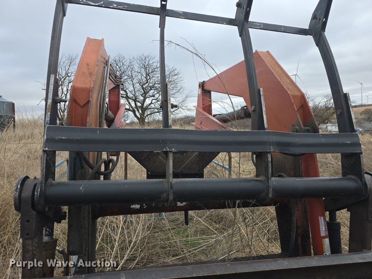 image for item DO7844 Woods 355 loader