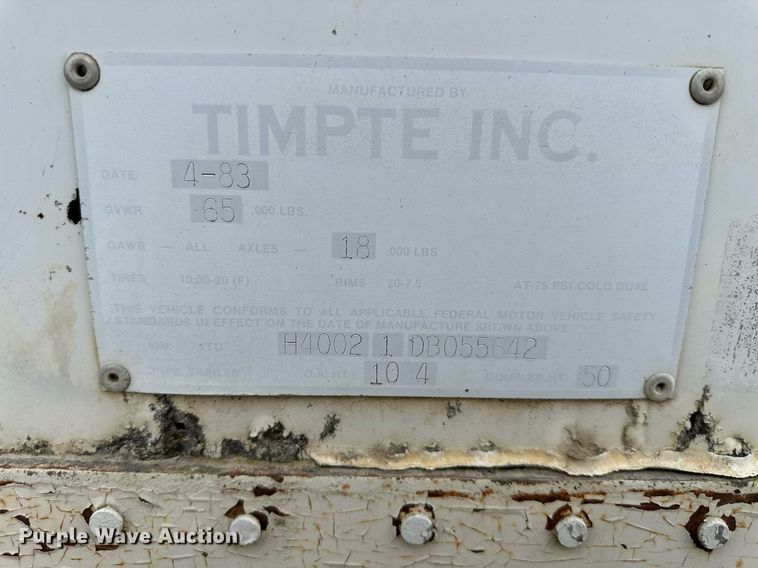 image for item DQ6613 1983 Timpte grain trailer