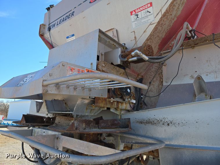 image for item DS5289 2014 RBR Vector 300 spreader