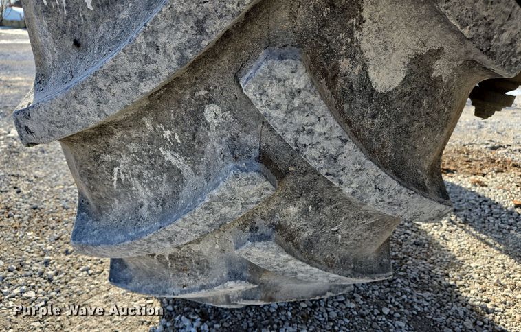 image for item DS5289 2014 RBR Vector 300 spreader