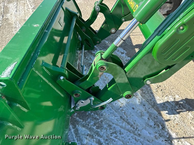 image for item DT0576 2013 John Deere 6140D MFWD tractor