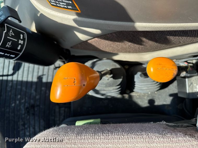 image for item DT0576 2013 John Deere 6140D MFWD tractor