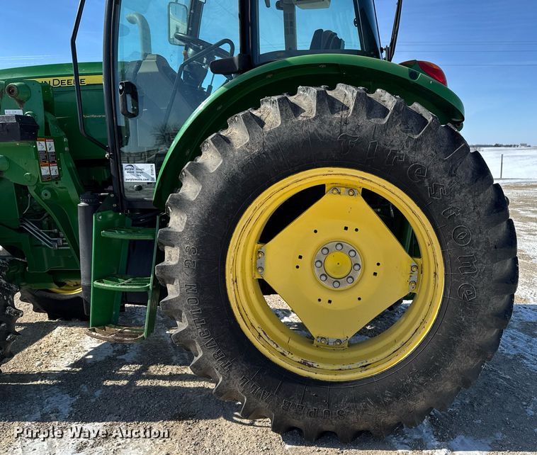 image for item DT0576 2013 John Deere 6140D MFWD tractor