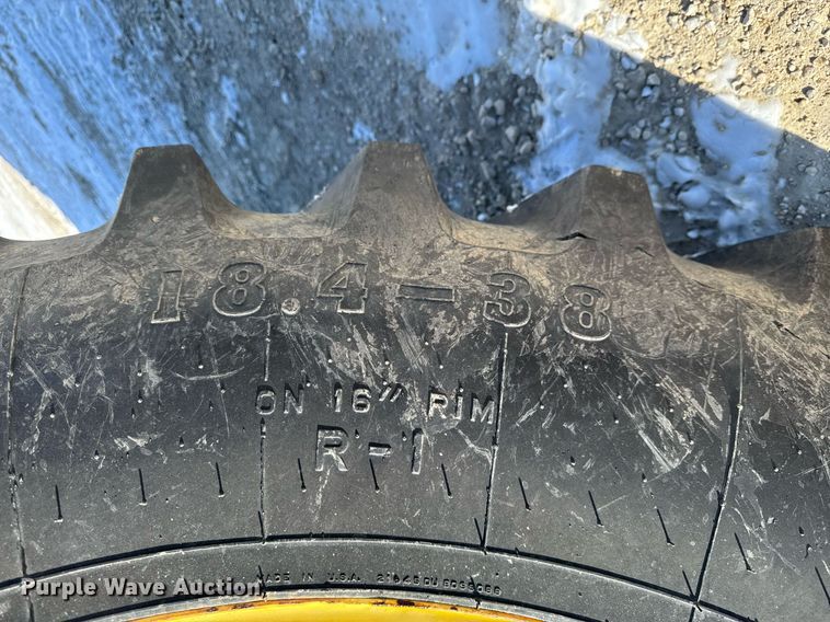 image for item DT0576 2013 John Deere 6140D MFWD tractor