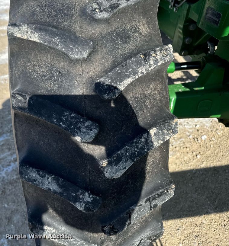 image for item DT0576 2013 John Deere 6140D MFWD tractor