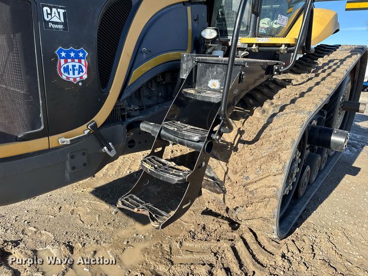 image for item DT0607 2009 Challenger MT765C tractor