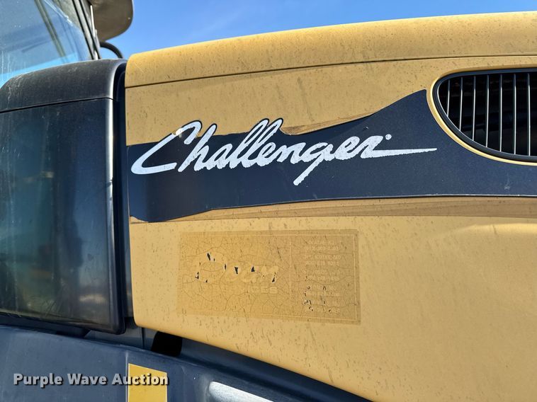 image for item DT0607 2009 Challenger MT765C tractor