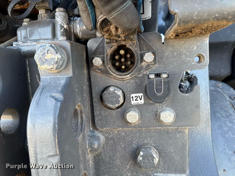 image for item DT0607 2009 Challenger MT765C tractor