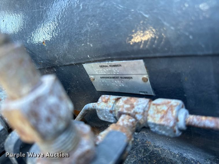 image for item DT0607 2009 Challenger MT765C tractor