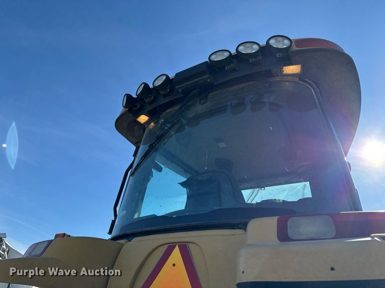 image for item DT0607 2009 Challenger MT765C tractor