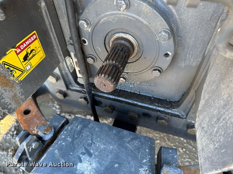 image for item DT0607 2009 Challenger MT765C tractor