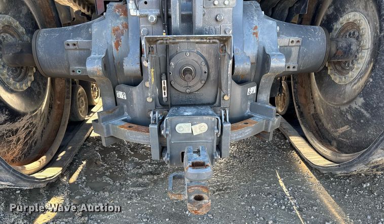 image for item DT0607 2009 Challenger MT765C tractor