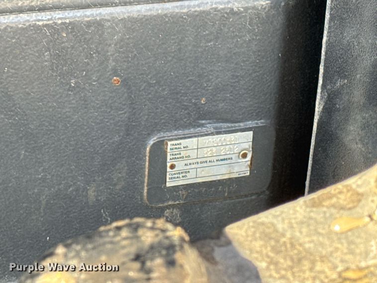 image for item DT0607 2009 Challenger MT765C tractor