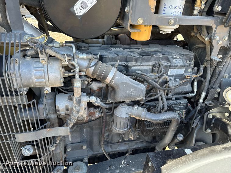 image for item DT0607 2009 Challenger MT765C tractor