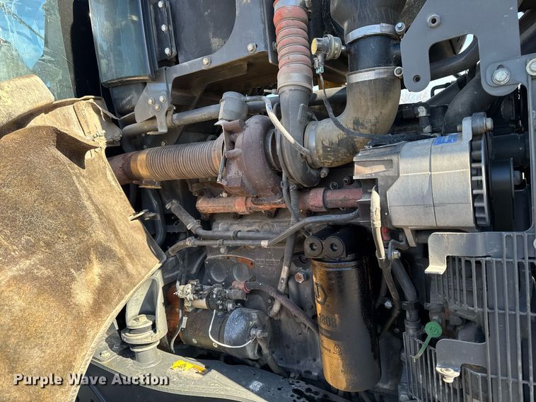 image for item DT0607 2009 Challenger MT765C tractor