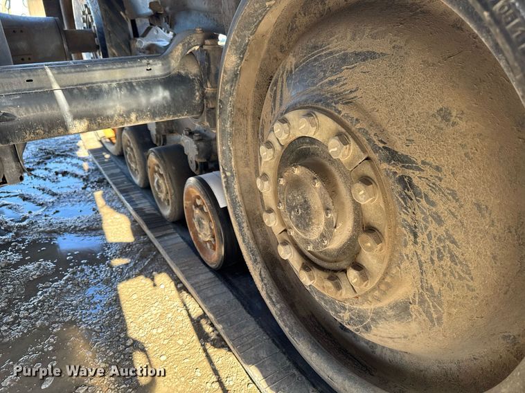 image for item DT0607 2009 Challenger MT765C tractor