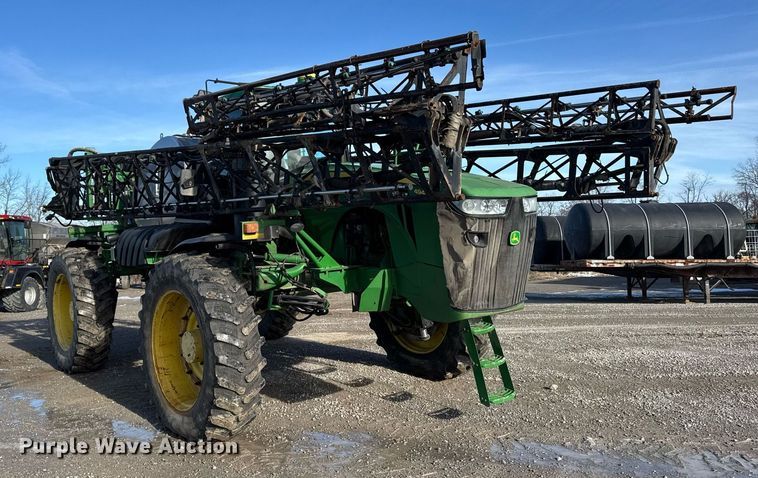 image for item DT0608 2013 John Deere 4940 sprayer