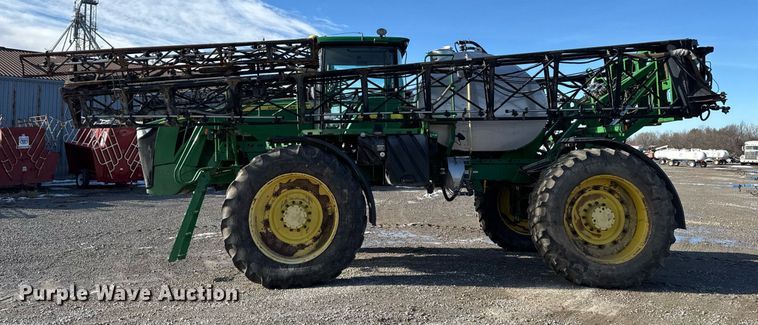 image for item DT0608 2013 John Deere 4940 sprayer
