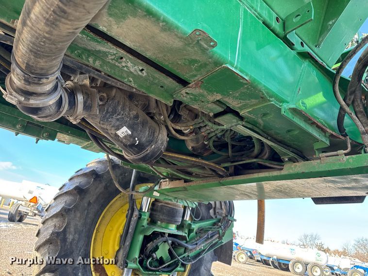 image for item DT0608 2013 John Deere 4940 sprayer