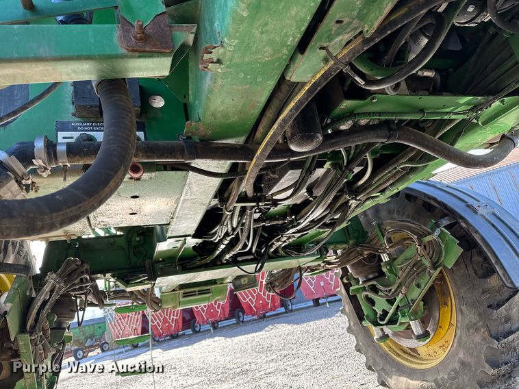 image for item DT0608 2013 John Deere 4940 sprayer