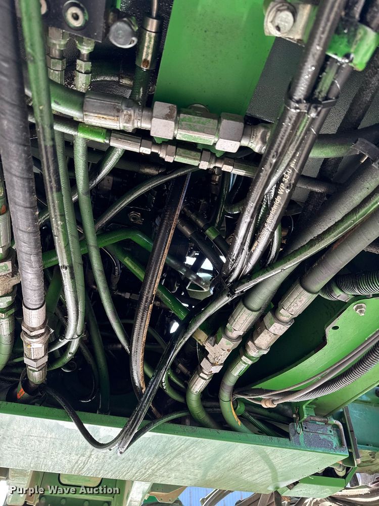 image for item DT0608 2013 John Deere 4940 sprayer