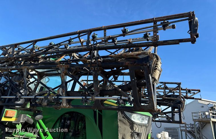 image for item DT0608 2013 John Deere 4940 sprayer