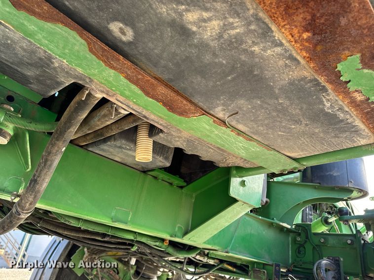 image for item DT0608 2013 John Deere 4940 sprayer