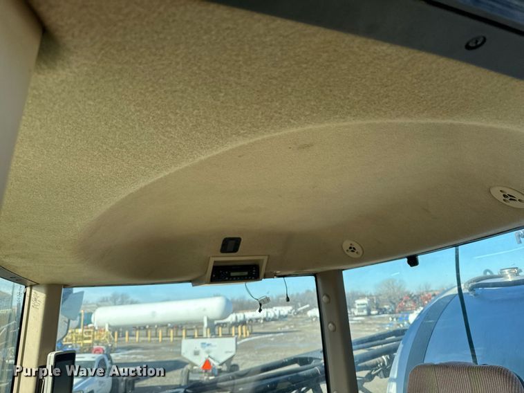 image for item DT0608 2013 John Deere 4940 sprayer