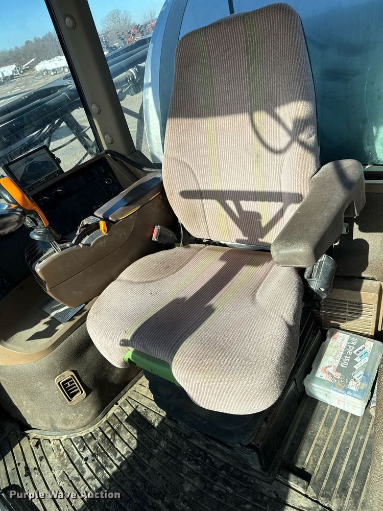 image for item DT0608 2013 John Deere 4940 sprayer