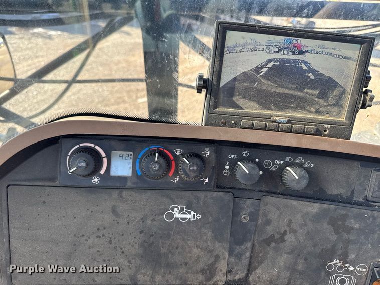 image for item DT0608 2013 John Deere 4940 sprayer