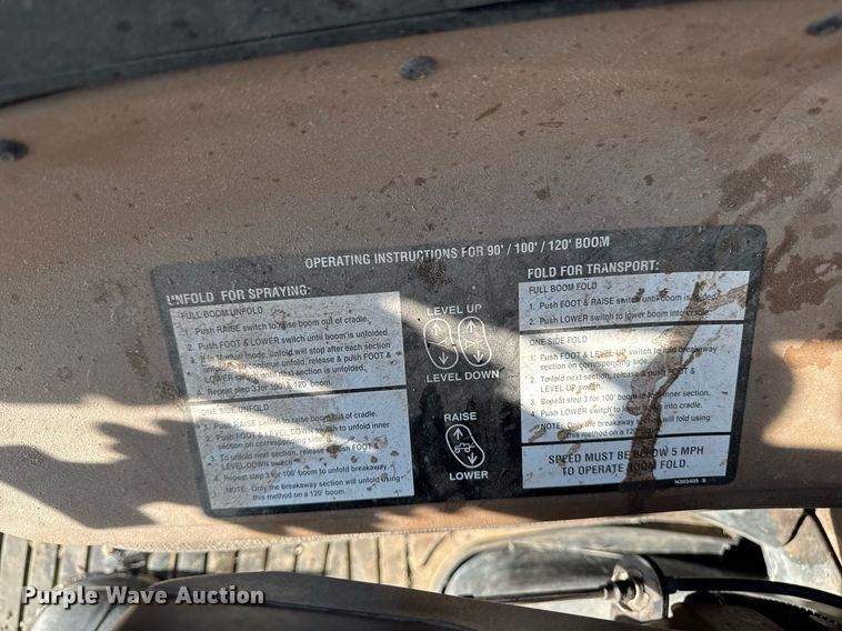 image for item DT0608 2013 John Deere 4940 sprayer