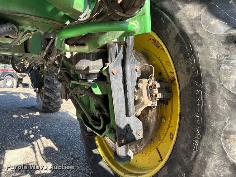 image for item DT0608 2013 John Deere 4940 sprayer