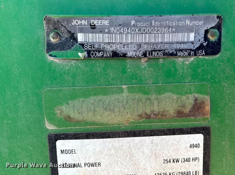 image for item DT0608 2013 John Deere 4940 sprayer