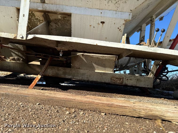 image for item DT0609 Simonsen Manufacturing SMC4816S seed tender bed