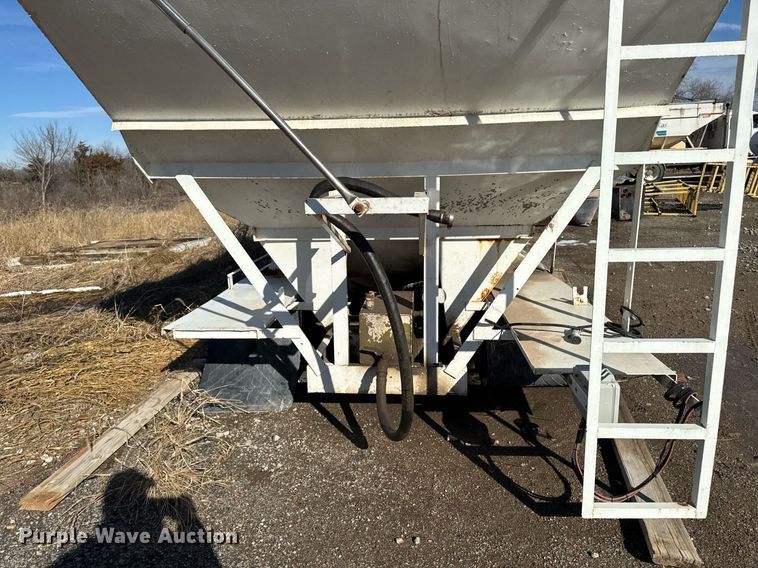 image for item DT0609 Simonsen Manufacturing SMC4816S seed tender bed