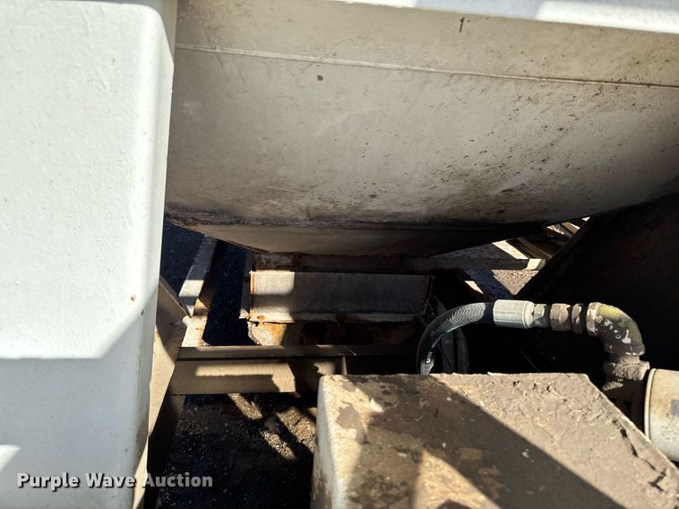 image for item DT0609 Simonsen Manufacturing SMC4816S seed tender bed