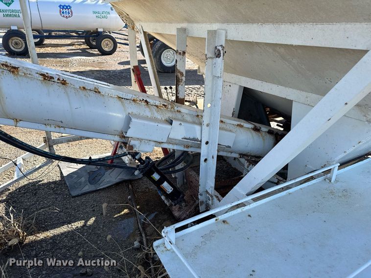 image for item DT0609 Simonsen Manufacturing SMC4816S seed tender bed