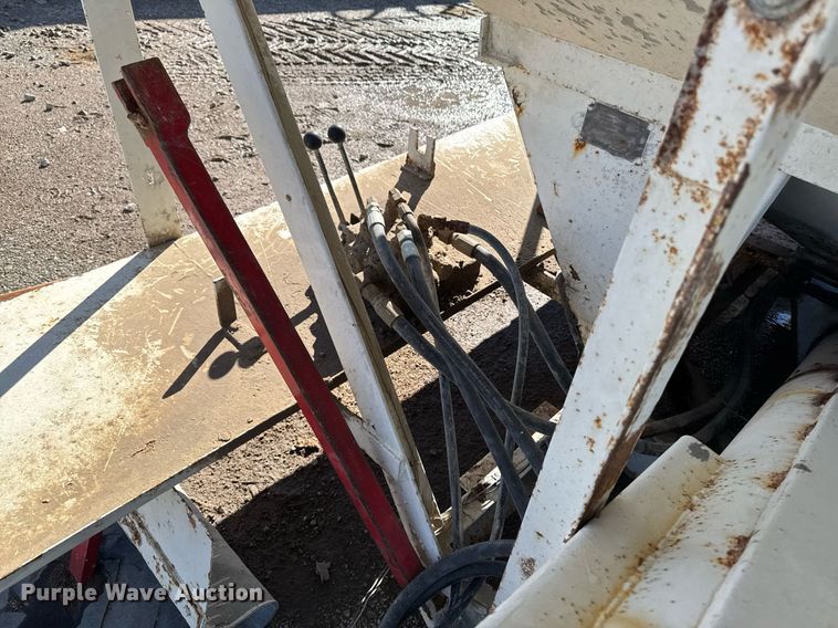 image for item DT0609 Simonsen Manufacturing SMC4816S seed tender bed