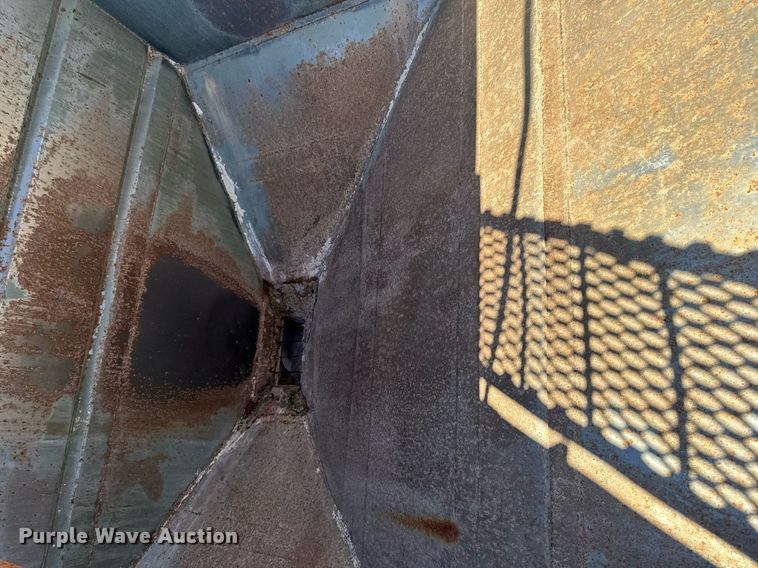 image for item DT0609 Simonsen Manufacturing SMC4816S seed tender bed