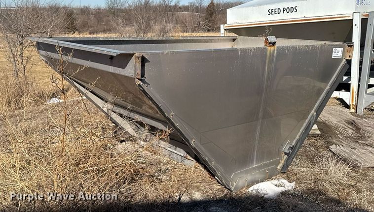 image for item DT0610 New leader Multapplier L4258G4 spreader