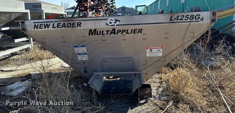 image for item DT0610 New leader Multapplier L4258G4 spreader