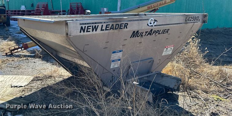 image for item DT0610 New leader Multapplier L4258G4 spreader