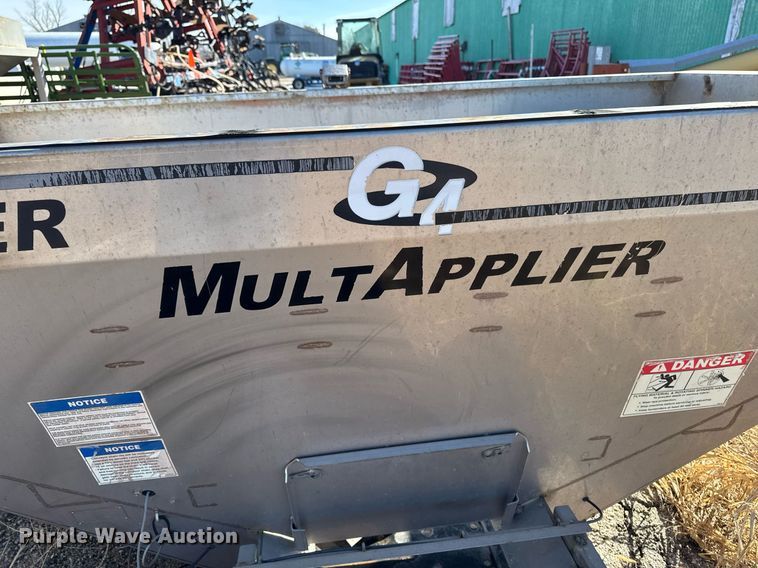 image for item DT0610 New leader Multapplier L4258G4 spreader