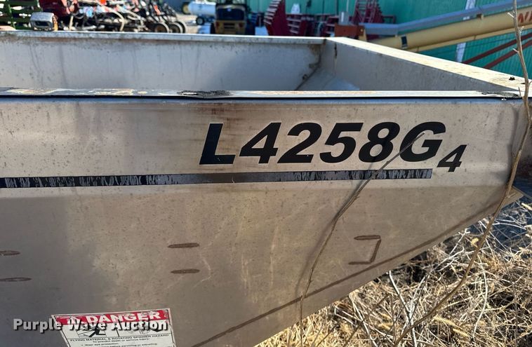 image for item DT0610 New leader Multapplier L4258G4 spreader